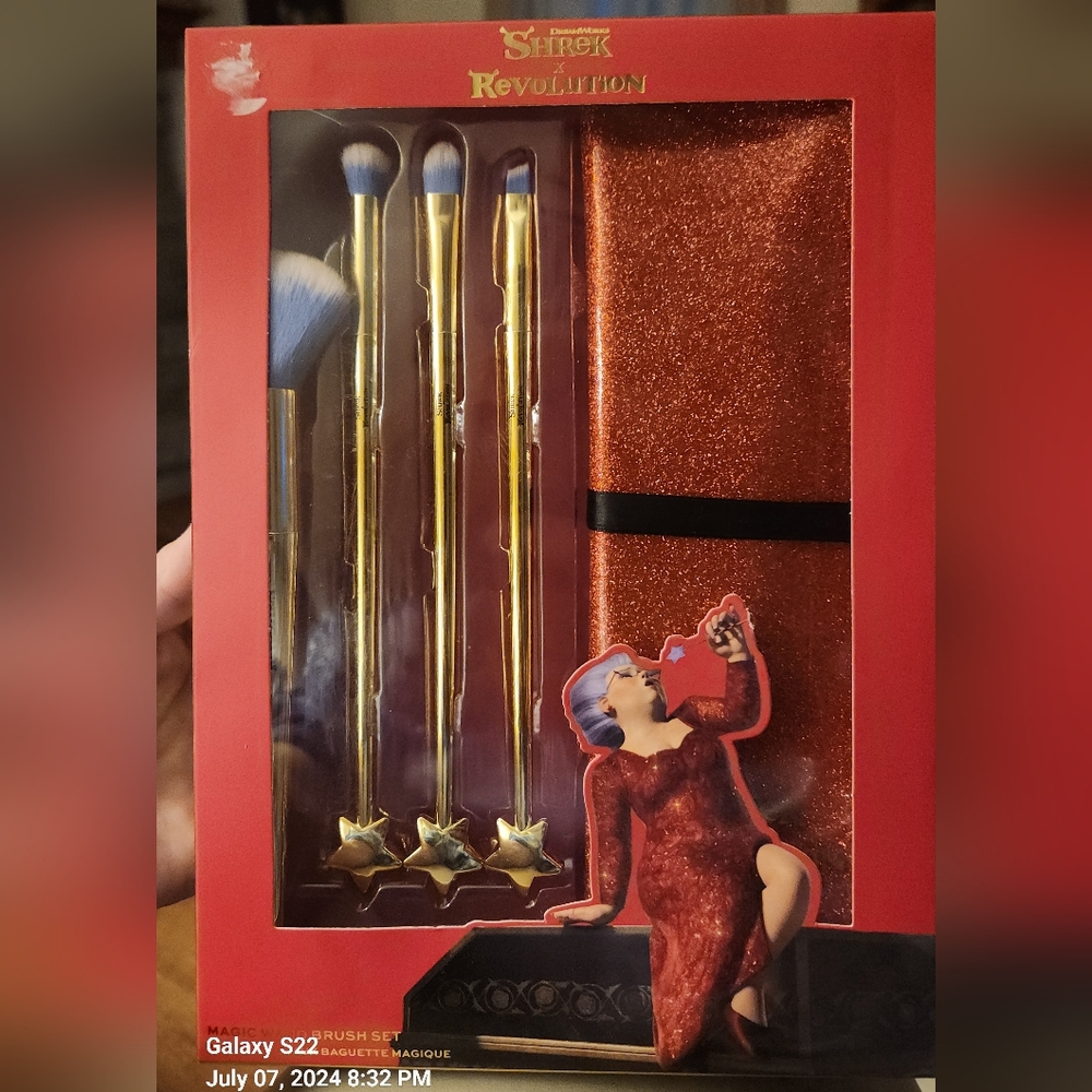 Shrek Fairy Godmother Magic Wand Brush Set